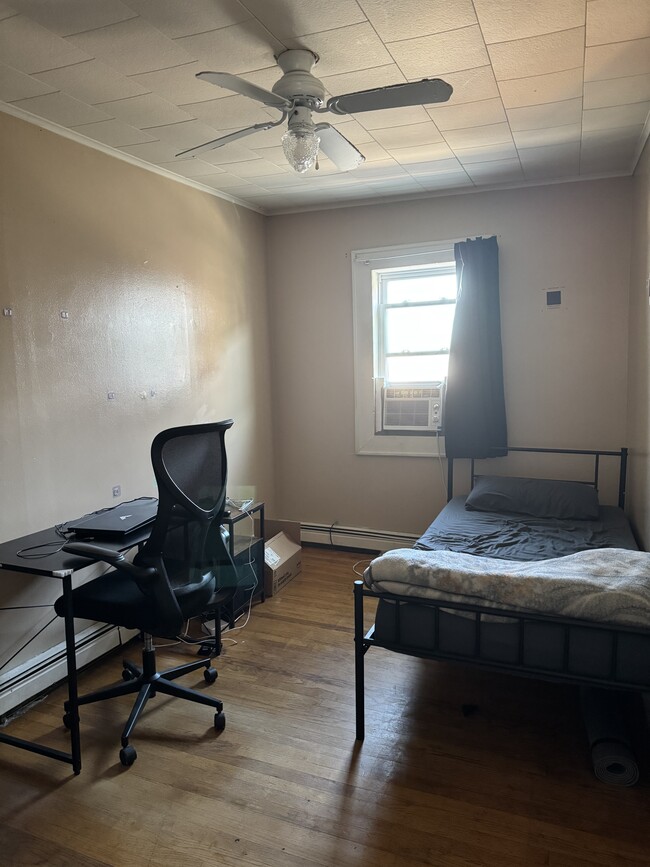 Photo - 28 Harrison Ave Unidad 3rd floor