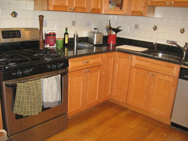 Photo - 88 Pleasant St Unit 2