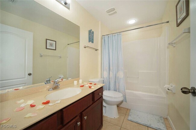 Photo - 1916 NW 13th Pl
