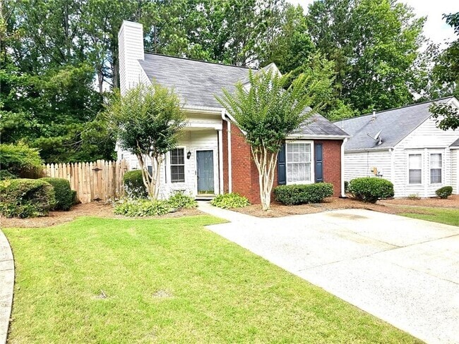 Building Photo - 2651 Laurel Ln NW Rental