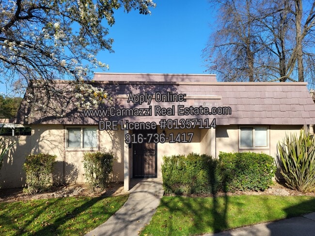 Building Photo - 6046 Vía Casitas