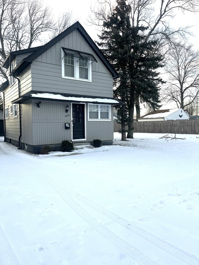 Building Photo - 5070 W 148th St