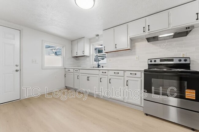 Photo - 16 Flint St Unit 102