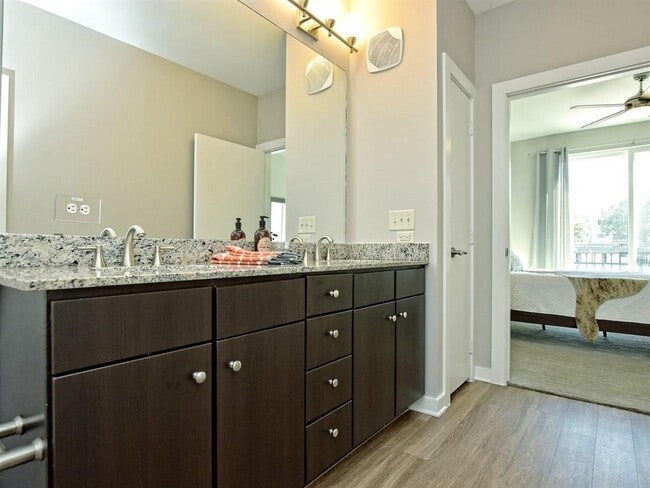 Photo - 1900 Barton Springs Rd Unidad 4017
