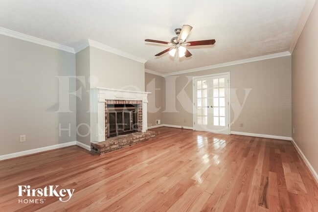 Photo - 2067 Shillingwood Dr NW