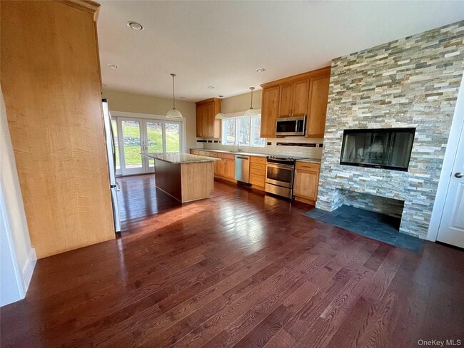 Photo - 2130 Hunterbrook Rd