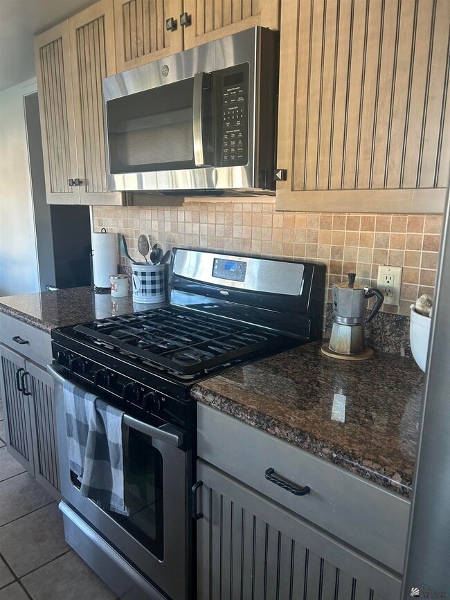 Photo - 333 E 30th St