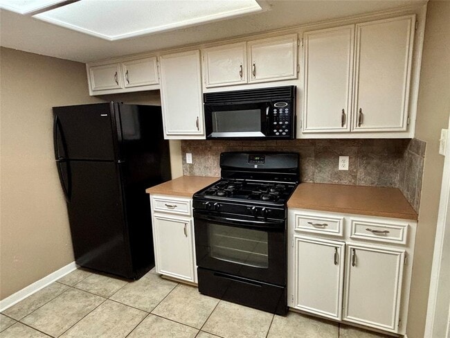 Photo - 314 Tamara Dr