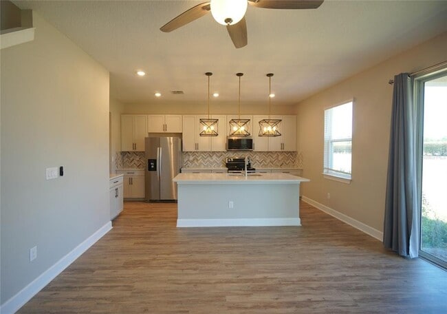 Photo - 34480 Wynthorne Pl