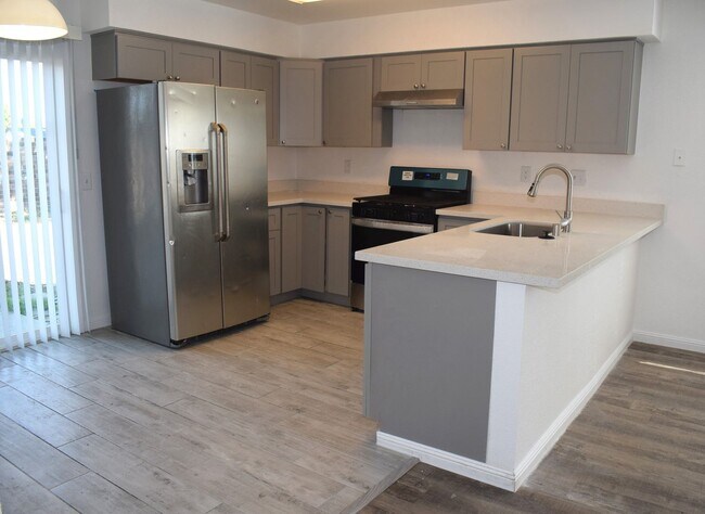 Photo - 8165 La Almendra Way