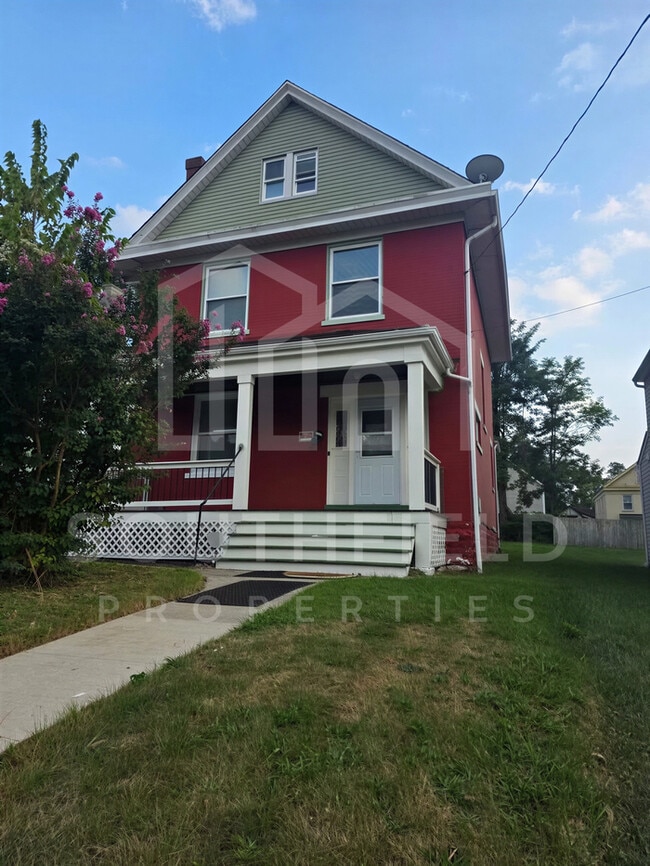 1537 Ruth Ave
