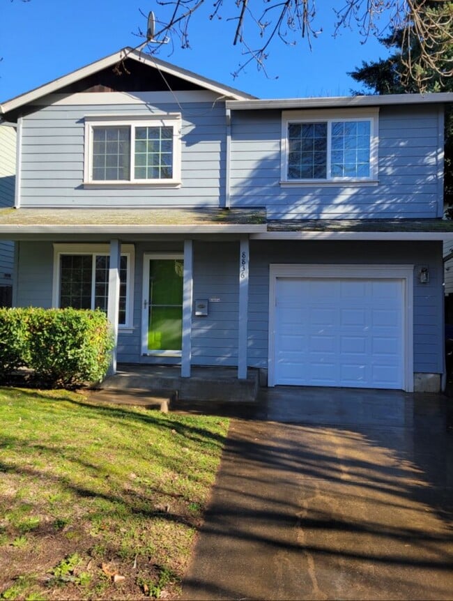 Building Photo - Awesome 3-bedroom, 2.5-bathroom house in North Portland.