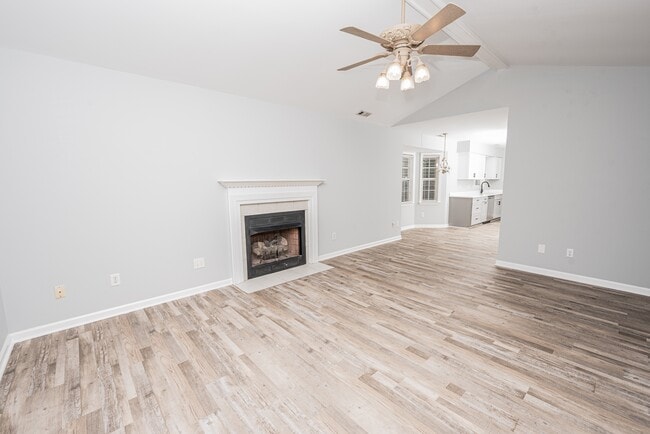 Photo - 212 Forest Park Dr
