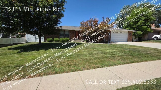 Photo - 12144 Mill Ridge Rd House