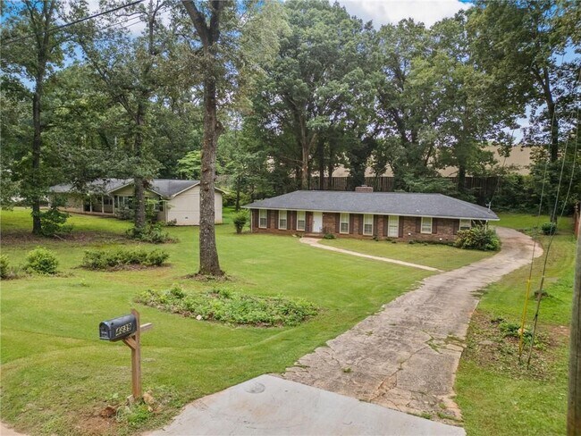 Photo - 4839 Lehigh Dr