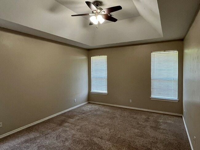 Photo - Large 3 Bed 2.5 Bath In Edmond