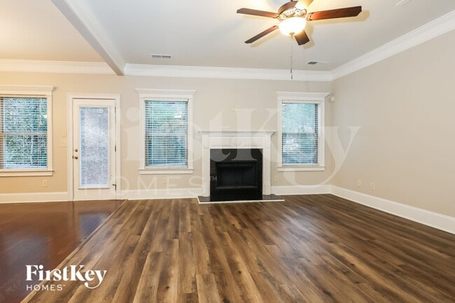 Photo - 139 Village Park Dr