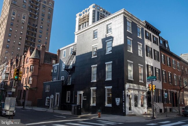 Building Photo - 238 S 20th St Unit 202 Rental