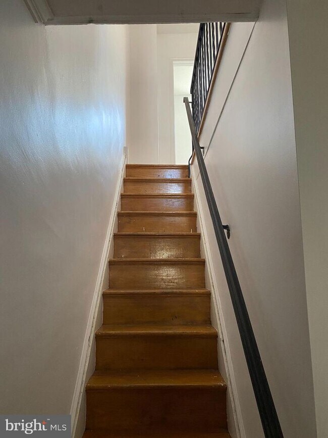 Photo - 5110 Reno St