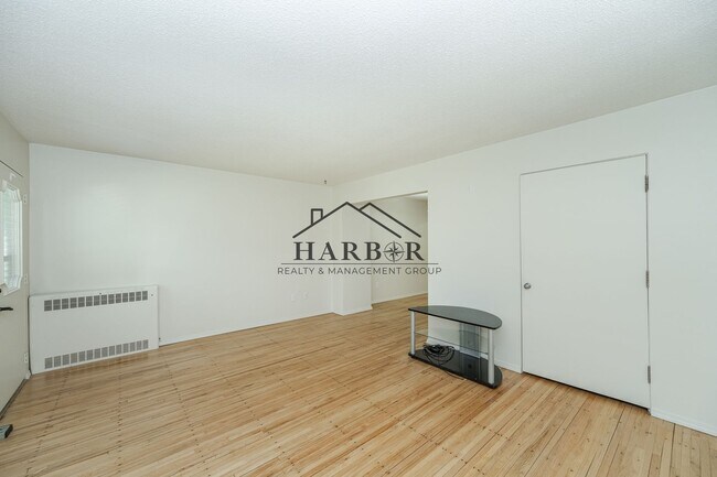 Photo - 10th Avenue SE Duplex Unidad 714
