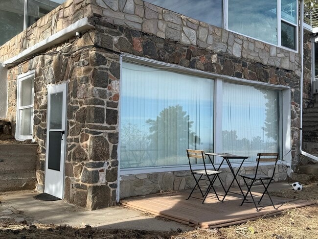 Photo - 1559 S Lininger Dr