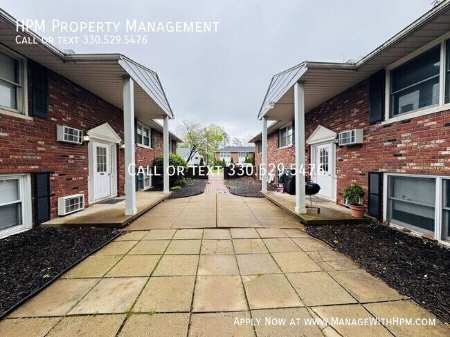 Photo - 3741 Woodford Ave NW Unit 4
