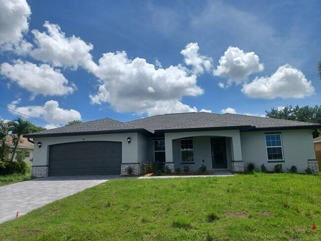 Photo - 417 SW 26th Ave