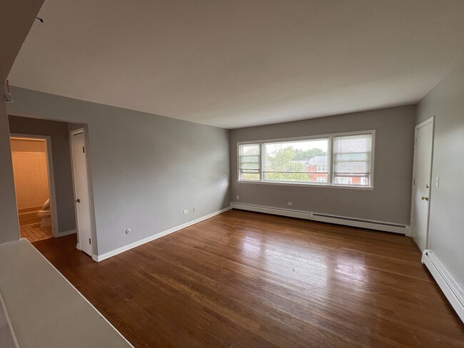 Photo - 236 Johnson St