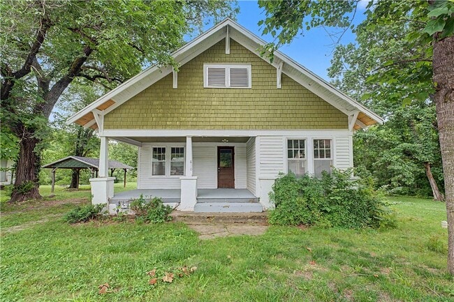 Photo - 810 N King St