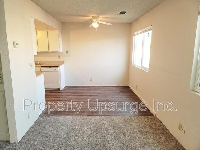 Photo - 4400 Dogwood Ln