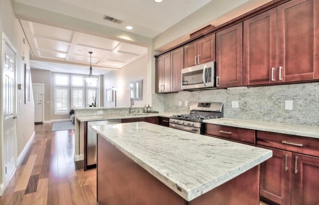 Photo - 125 Laurel Grove Ln