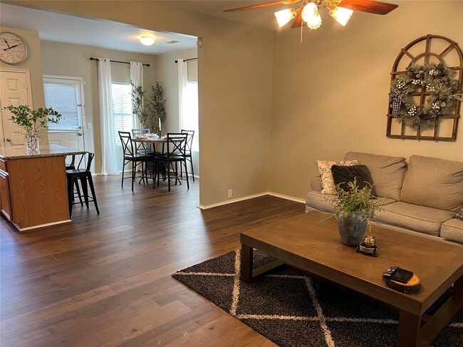 Photo - 18826 Sandelford Dr