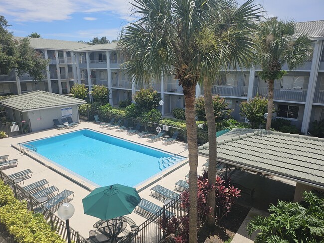 Photo - 131 Water Front Way Unidad 150