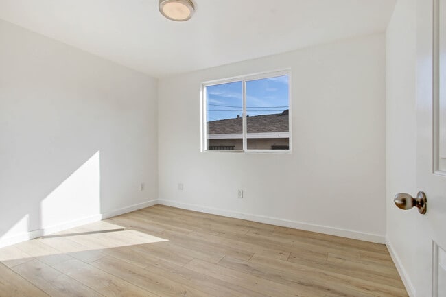 Photo - 2439 Malabar St Unit 2439