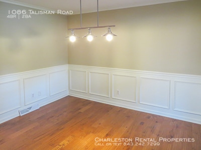 Photo - 1086 Talisman Rd