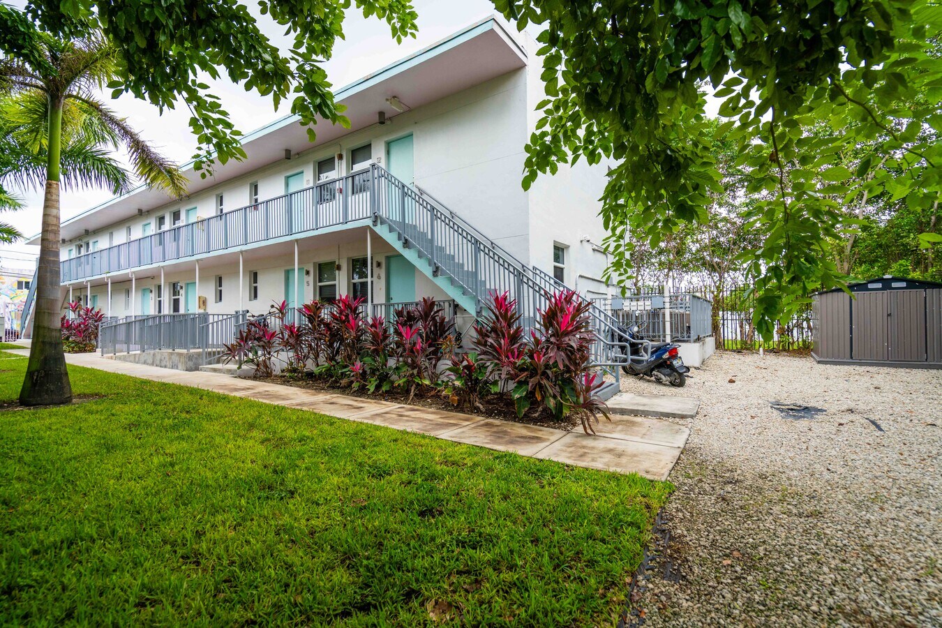 Photo - 1950 NW 2nd Ct