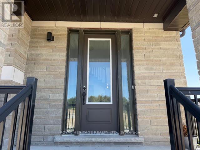 Photo - 289 Flavelle Wy