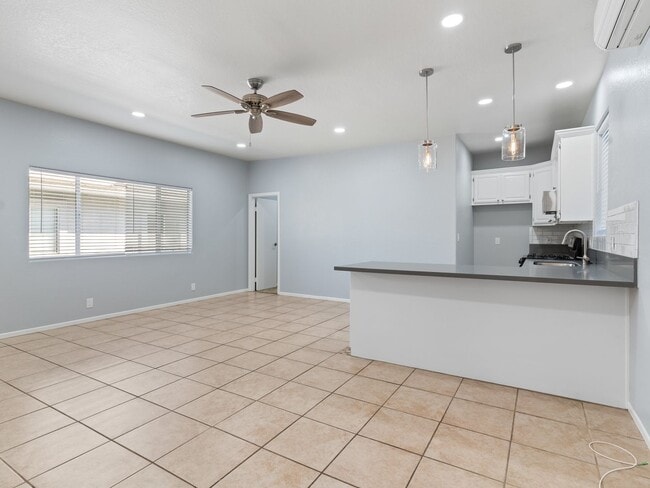 Photo - 1116 E 1st St Unidad 1116