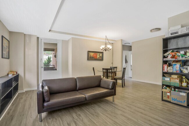 Photo - 1121 Arlington Blvd Unit 230