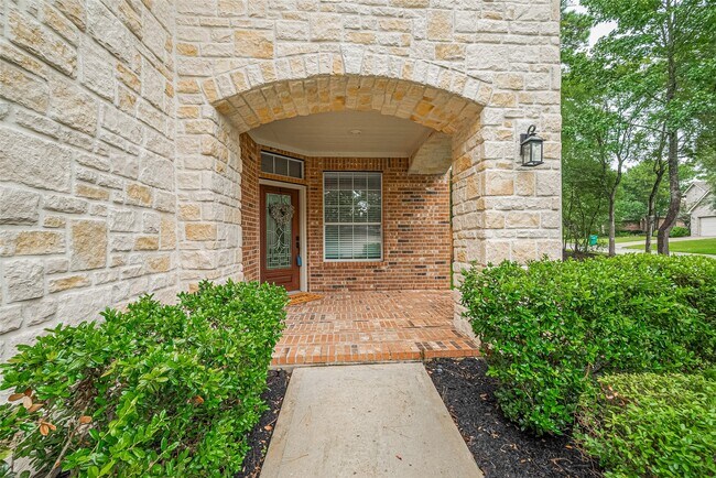 Photo - 23 Red Adler Pl