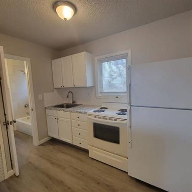 Photo - 320 12th St Unit 3
