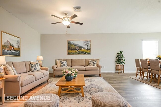 Photo - 930 NE 16th Terrace