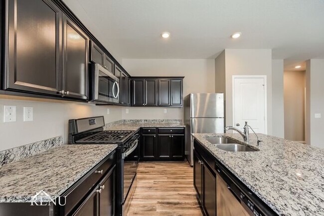 Photo - 5039 Firefly Hls