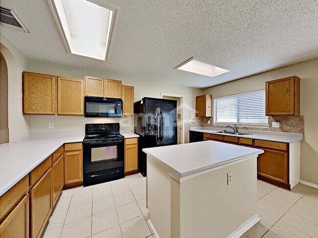 Photo - 2803 Quiet Plain Dr