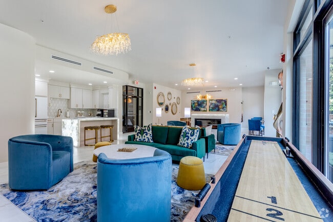 Clubhouse - Resort at 925 Main