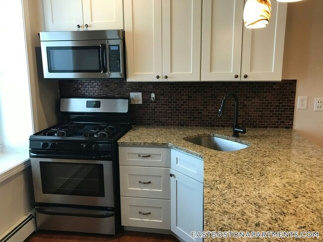 Photo - 349 Sumner St Unidad 1