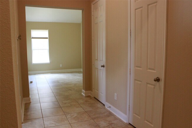 Photo - 8727 Stoney Brook Ln