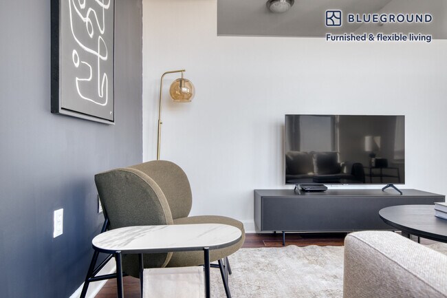 Photo - 1550 7th St NW Unit FL8-ID454