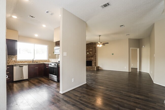 Photo - 15118 Loma Paseo Dr