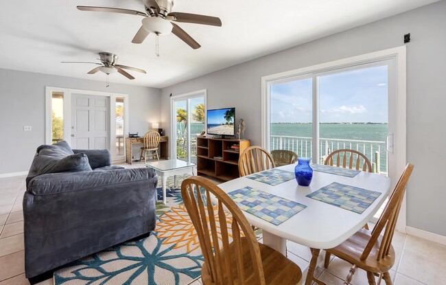 Photo - 757 La Fitte Rd